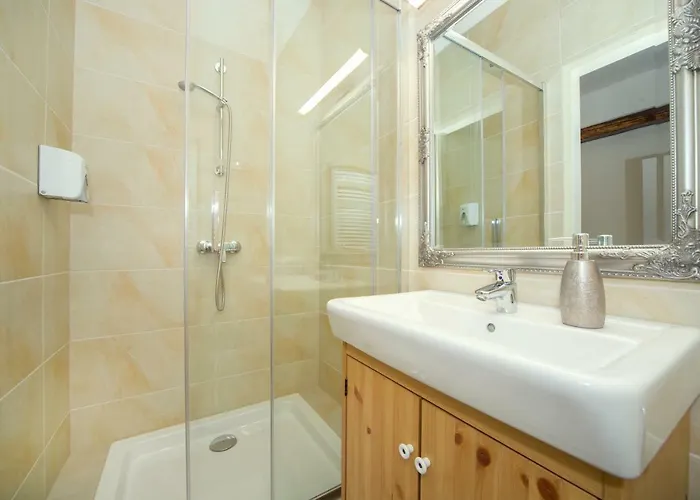 Florencia ゲストハウス 3*