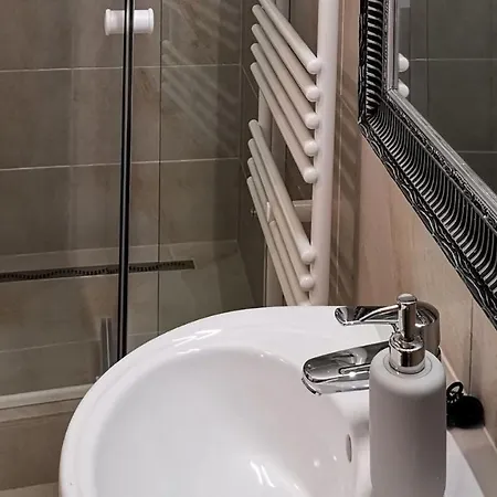 Florencia 3* Эгер